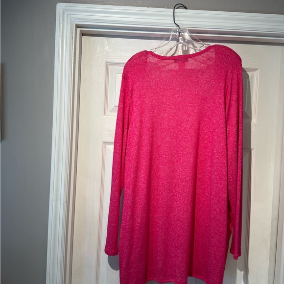 3 for $20 Bundle any 3 items priced $15 and under and get them for $20🛍️🛍️🛍️ - Picture 4 of 8